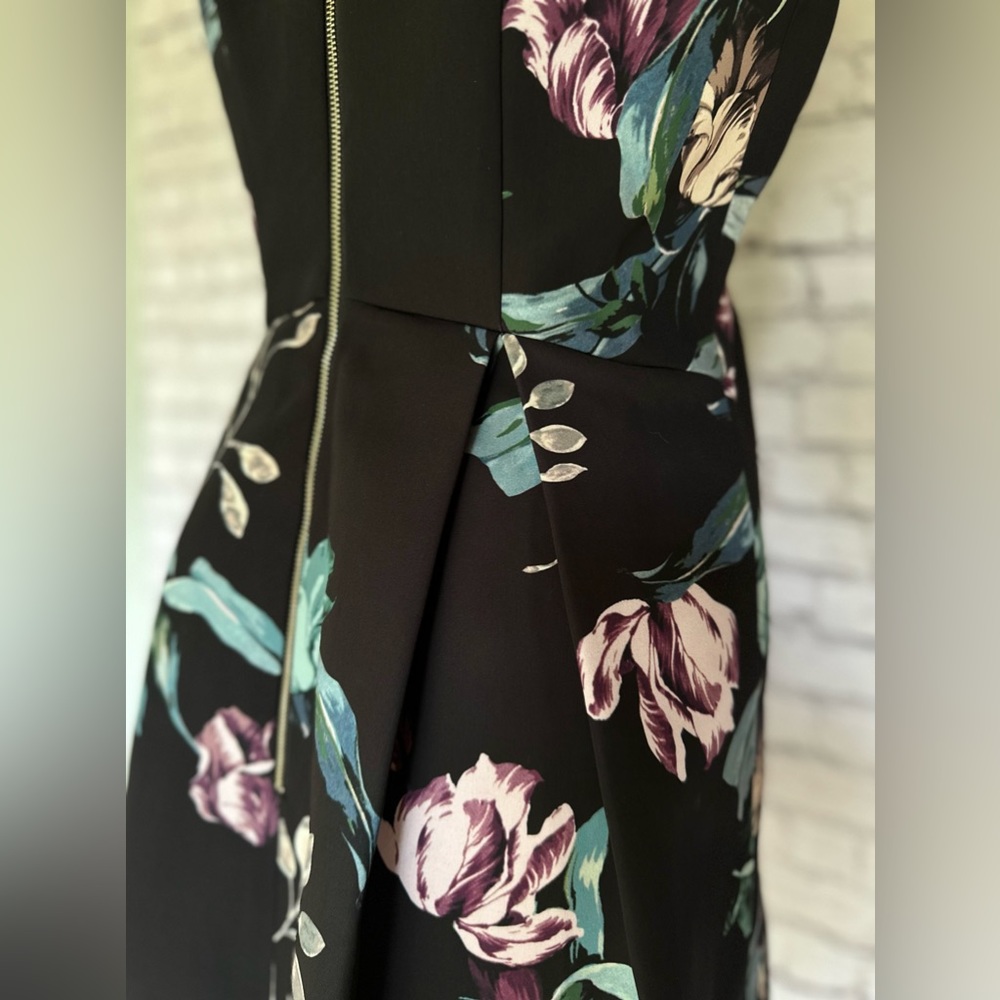 Stylestalker mini dress low cut floral - Picture 4 of 5